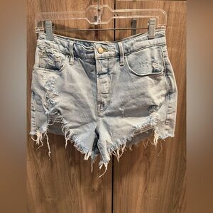 Good American - Distressed Shorts